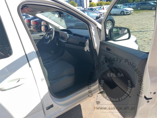 8 - Volkswagen Caddy 2.0 TDI 2022r. SK122XC UWAGA!! Pojazd znajduje się w lokalizacji: Katowice 40-689, Małachowskiego 16