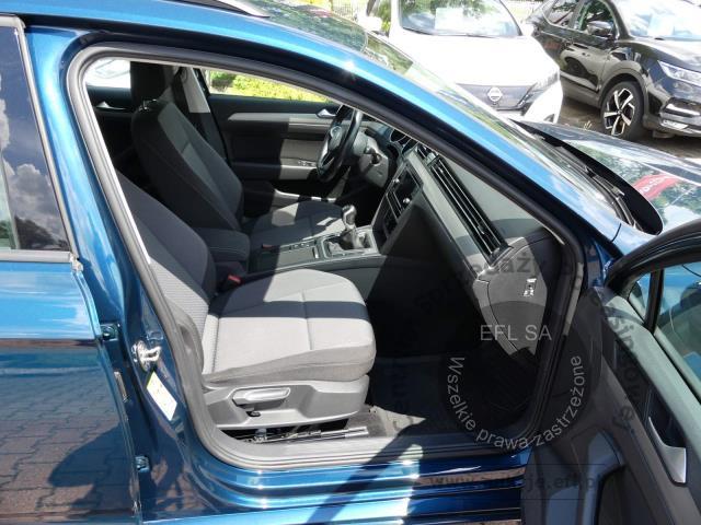 7 - Volkswagen Passat 2.0 TDI EVO Essence 2022r. PO4XH85 AUTO MOTO CENTRUM Sp. z o.o. Poznań 61-312, ul. Ostrowska  328