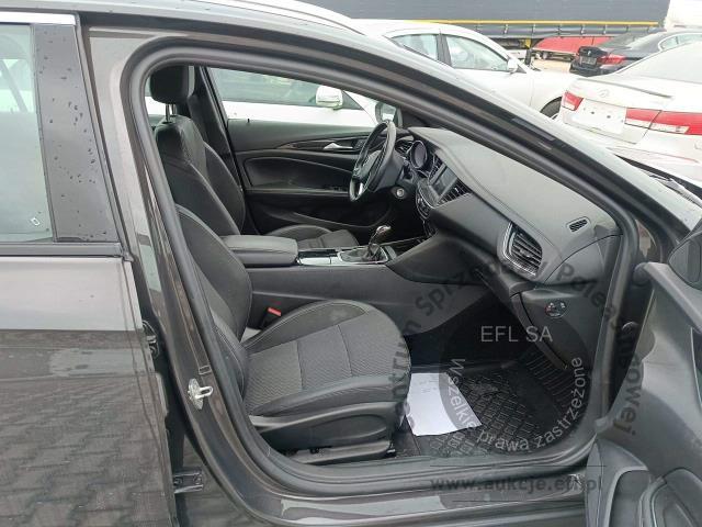 10 - Opel Insignia 2.0 CDTI Elegance S&amp;S 2021r. DW6NS32 Magnice
