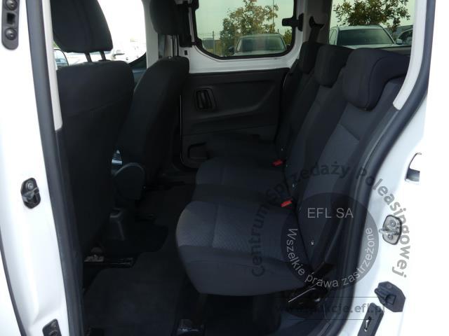 7 - Toyota Proace City Verso Long 1.5 D-4 2020r. Magnice DW1LC81