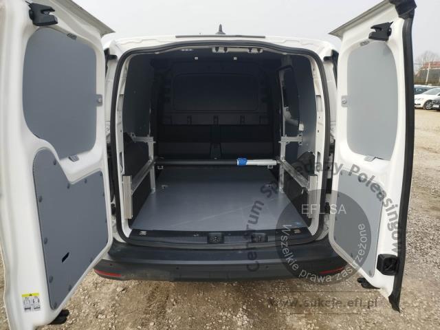 7 - Volkswagen Caddy Cargo 2.0 TDI 2022r. WZ566FU UWAGA!! Pojazd znajduje się w lokalizacji: Janki, Al. Krakowska 52, 05-090 Janki