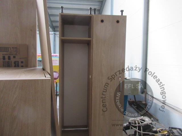 18 - Regały i meble sklepowe wg specyfikacji