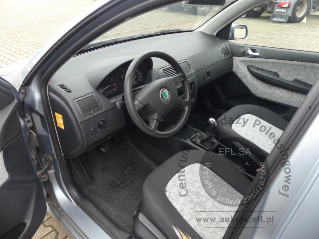6 - SKODA FABIA 1.2 HTP KOMBI COMFORT 2003r.