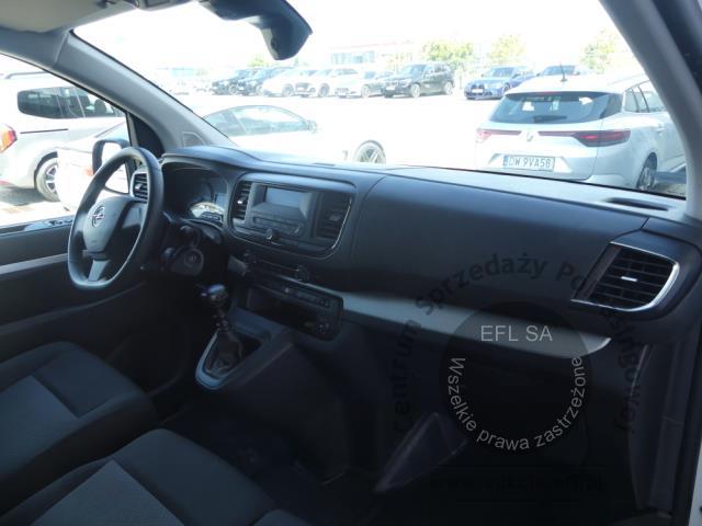 13 - Opel Vivaro 2.0 CDTI Extra Long  2022r. DW9SU51 Magnice