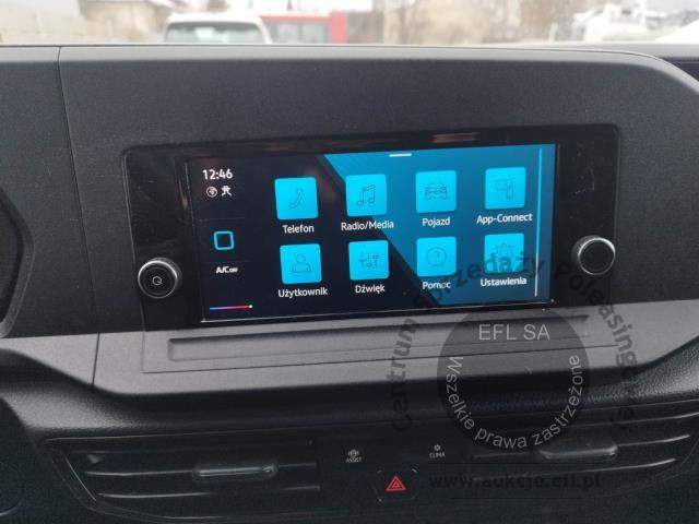 12 - Volkswagen Caddy Cargo 2.0 TDI 2022r. DW8UR75 Pojazd znajduje się w firmie ARCTOS GROUP sp. z o.o. Al. Krakowska 7, 02-183 Warszawa