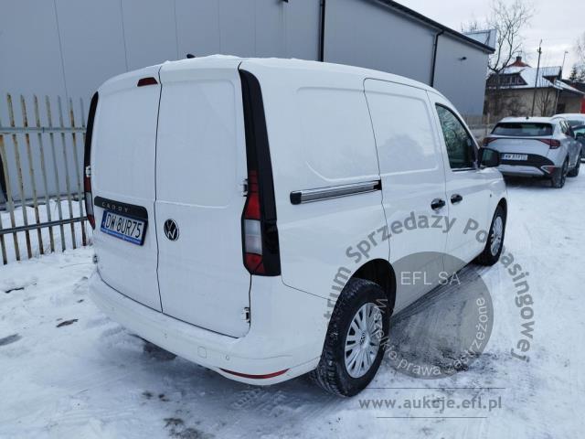 4 - Volkswagen Caddy Cargo 2.0 TDI 2022r. DW8UR75 Pojazd znajduje się w firmie ARCTOS GROUP sp. z o.o. Al. Krakowska 7, 02-183 Warszawa