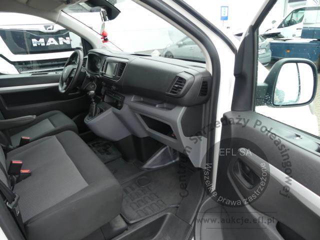 9 - PEUGEOT EXPERT 2.0 BlueHDI 2019r.