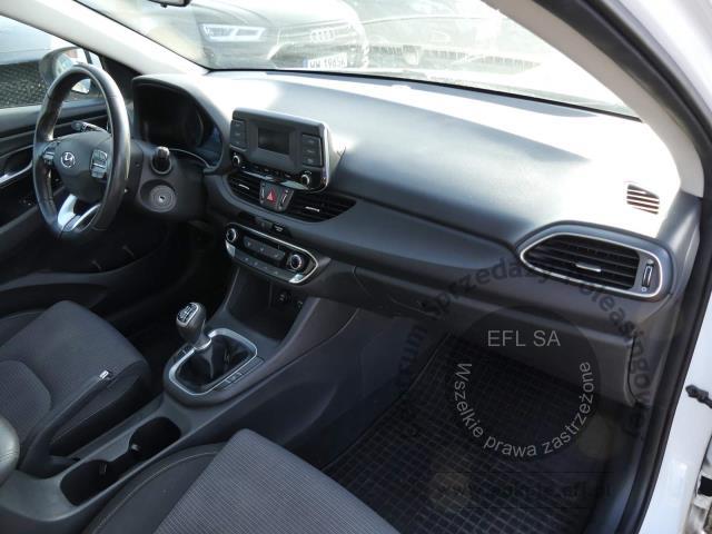 10 - Hyundai i30 1.6 D Classic + 2021r. DW9NW38 UWAGA!! Pojazd znajduje się w firmie AUTO MOTO CENTRUM sp. z o.o. ul. Ostrowska 328 (przy Trasie Katowickiej) 61-312 Poznań