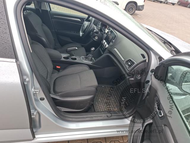 11 - Renault Megane 1.3 TCe FAP Equilibre 2022r. DW6VA92 Magnice