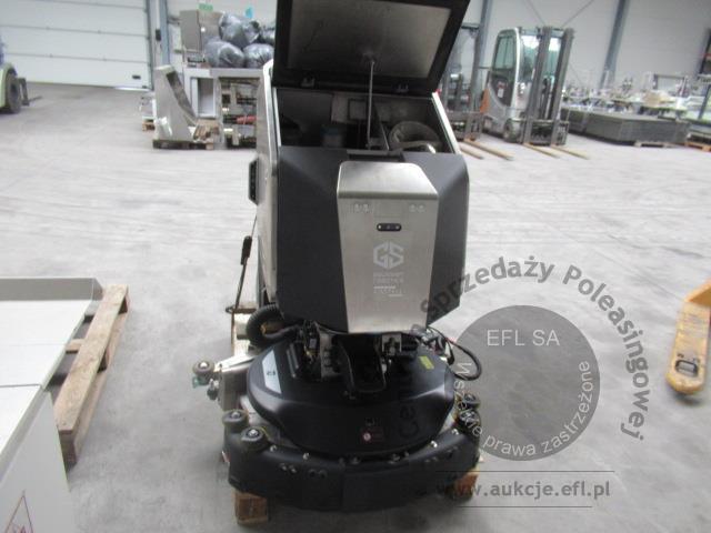 3 - Autonomiczna maszyna czyszcząca ECOBOT SCRUBBER 75