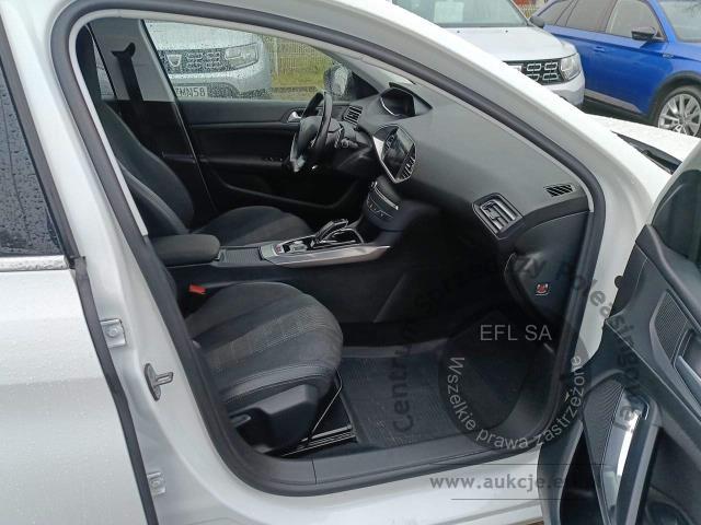 9 - Peugeot 308 SW 1.5 BlueHDi Allure Pack 2021r. PO5UJ19 UWAGA!! Pojazd znajduje się w firmie AUTO MOTO CENTRUM sp. z o.o. ul. Ostrowska 328 (przy Trasie Katowickiej) 61-312 Poznań