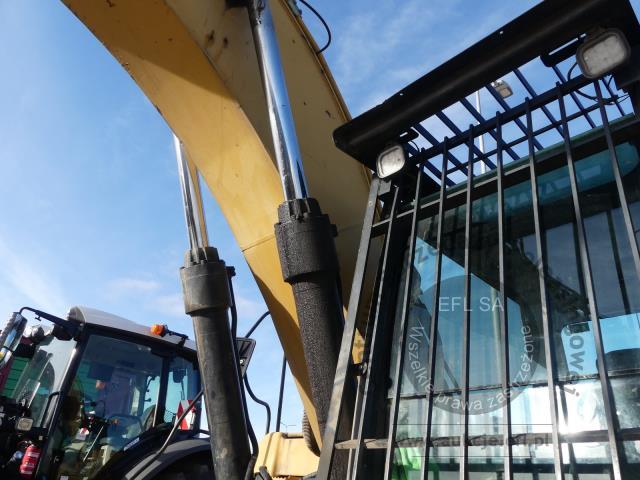 8 - Koparka gąsienicowa Caterpillar  324DLN  2008r.
