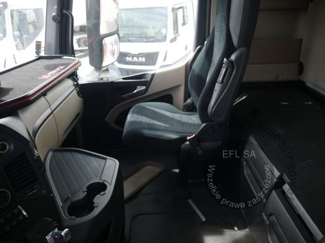 6 - MERCEDES - BENZ ACTROS 1842 BLUETEC 6 4X2 2017r.
