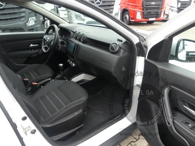9 - RENAULT DUSTER 1.3 TCE 130KM 2022r.