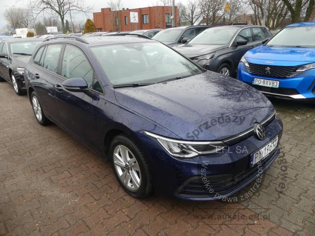 3 - Volkswagen Golf VIII 2.0 TDI Life Kombi 2022r. PY19611 Pojazd znajduje się w firmie AUTO MOTO CENTRUM sp. z o.o. ul. Ostrowska 328 (przy Trasie Katowickiej) 61-312 Poznań