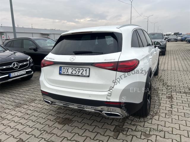 4 - MERCEDES BENZ GLC 300 DE 4-MATIC AVANTGARDE 2024r. DX25921 Pojazd znajduje się w firmie MDM AUTO sp. z o.o. ul. Zawodników 1, 80-729 Gdańsk