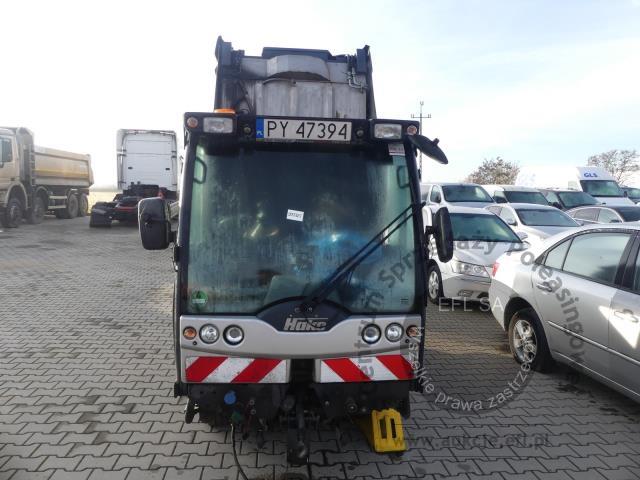 3 - Zamiatarka HAKO CITYMASTER 2000 2016r.