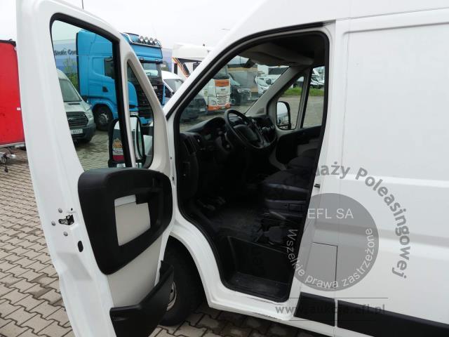 7 - PEUGEOT BOXER 2.0 130KM FURGON 2019r.