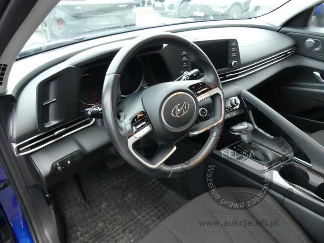 6 - Hyundai Elantra 1.6 Smart CVT Sedan 2023r. DW5WJ19
 Magnice