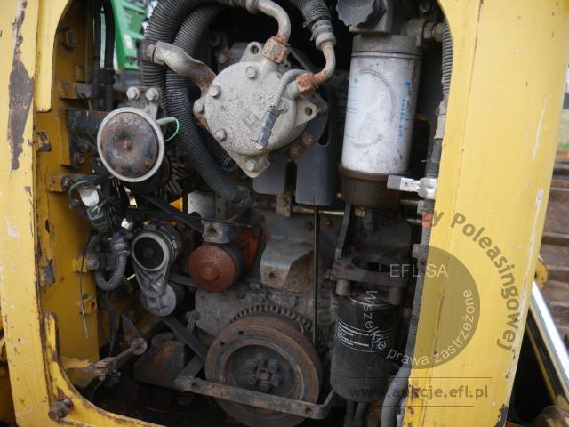 12 - Spycharka gąsienicowa KOMATSU D51PX-22 2010r.