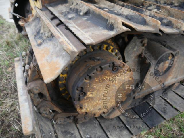 7 - Spycharka gąsienicowa KOMATSU D51PX-22 2010r.