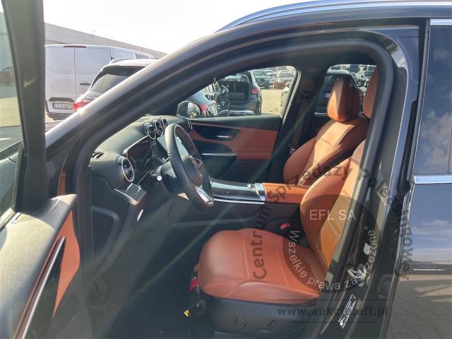 7 - MERCEDES BENZ GLC 300 DE 4-MATIC AVANTGARDE 2024r. DX25348 Pojazd znajduje się w firmie MDM AUTO sp. z o.o. ul. Zawodników 1, 80-729 Gdańsk