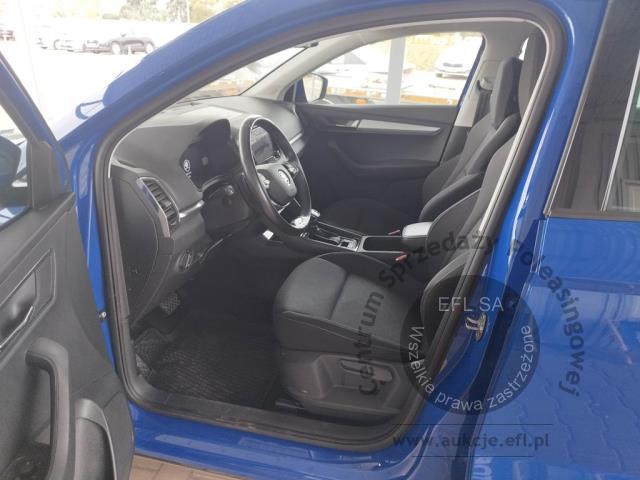 13 - Skoda Karoq 2.0 TDI SCR 4x4 Ambition DSG 2023r. WZ526FX Pojazd znajduje się w firmie ARCTOS GROUP sp. z o.o. Al. Krakowska 7, 02-183 Warszawa