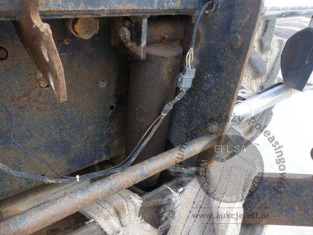 16 - Ciągnik rolniczy JCB FASTRAC 3185  2001r.
