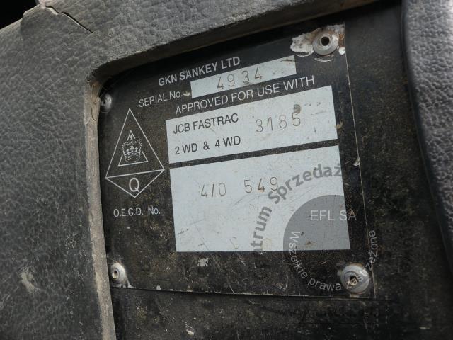 22 - Ciągnik rolniczy JCB FASTRAC 3185  2001r.