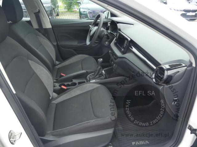 10 - Skoda Fabia 1.0 Active Hatchback 2022r. DW7UK86 Magnice