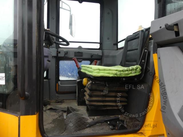 15 - Ładowarka kołowa INTERBAUER LK15 HFT926 2025r.