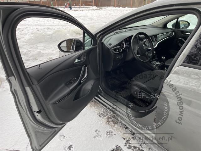 7 - Opel Astra V 1.2 T Elegance S&amp;S 2022r. KR1XL53 Pojazd znajduje się w firmie MDM AUTO sp. z o.o. ul. Zawodników 1, 80-729 Gdańsk