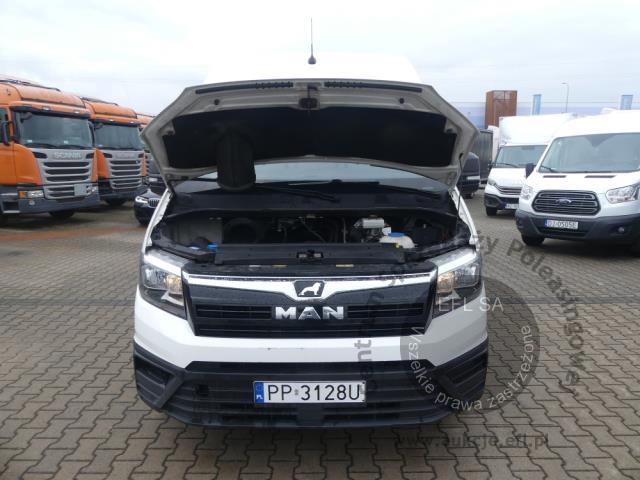 4 - MAN TGE 3.140 2.0 TDI 4X2F  2019r.